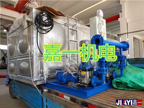 無錫客戶預定的凝結水回收裝置（機架+不銹鋼凝結保溫水箱）發貨啦！